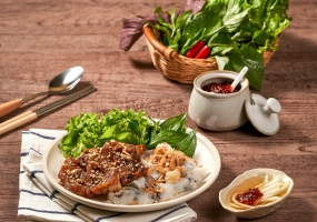 Bánh Cuốn Thịt Nướng
