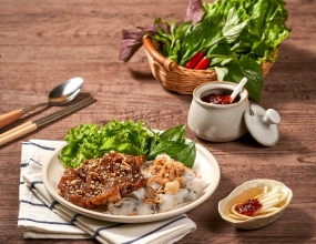 Bánh Cuốn Thịt Nướng
